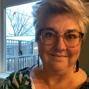 Meet your Posher, Andrea